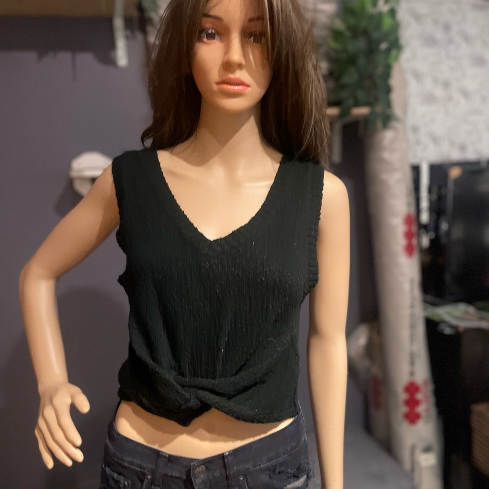 Moon River Cropped top with a twist